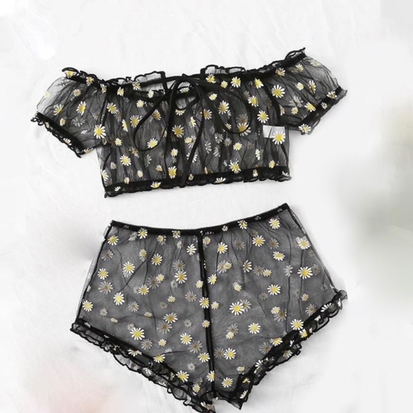 Daisy Sheer Crop top and shorts set. Plus size play set - Picture 2 of 8